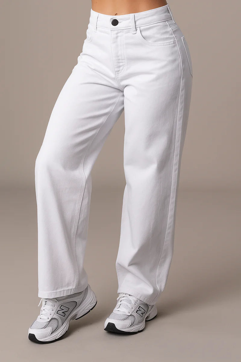High-Waisted Baggy Jeans with Loose Fit