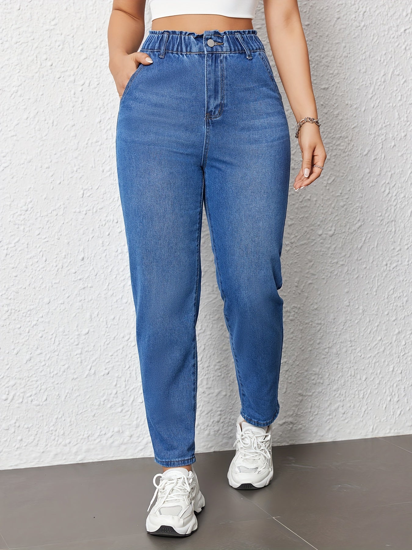 Trending High-Waist Jeans for Women