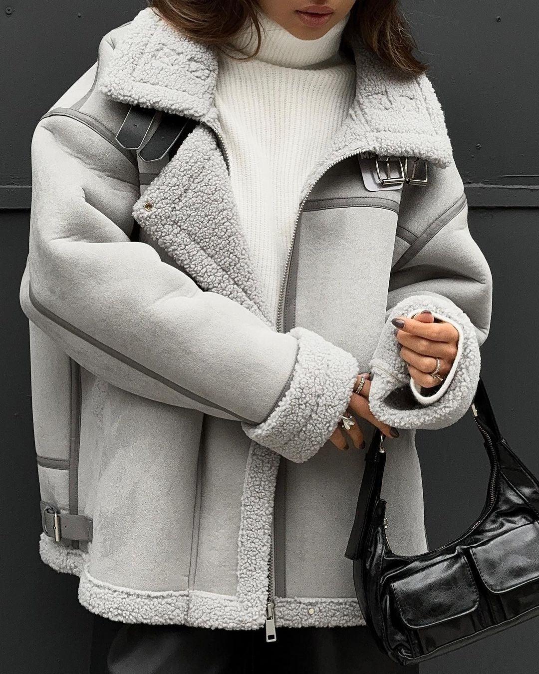 Ultimate Winter Style – Women’s Luxury Shearling Aviator Jacket