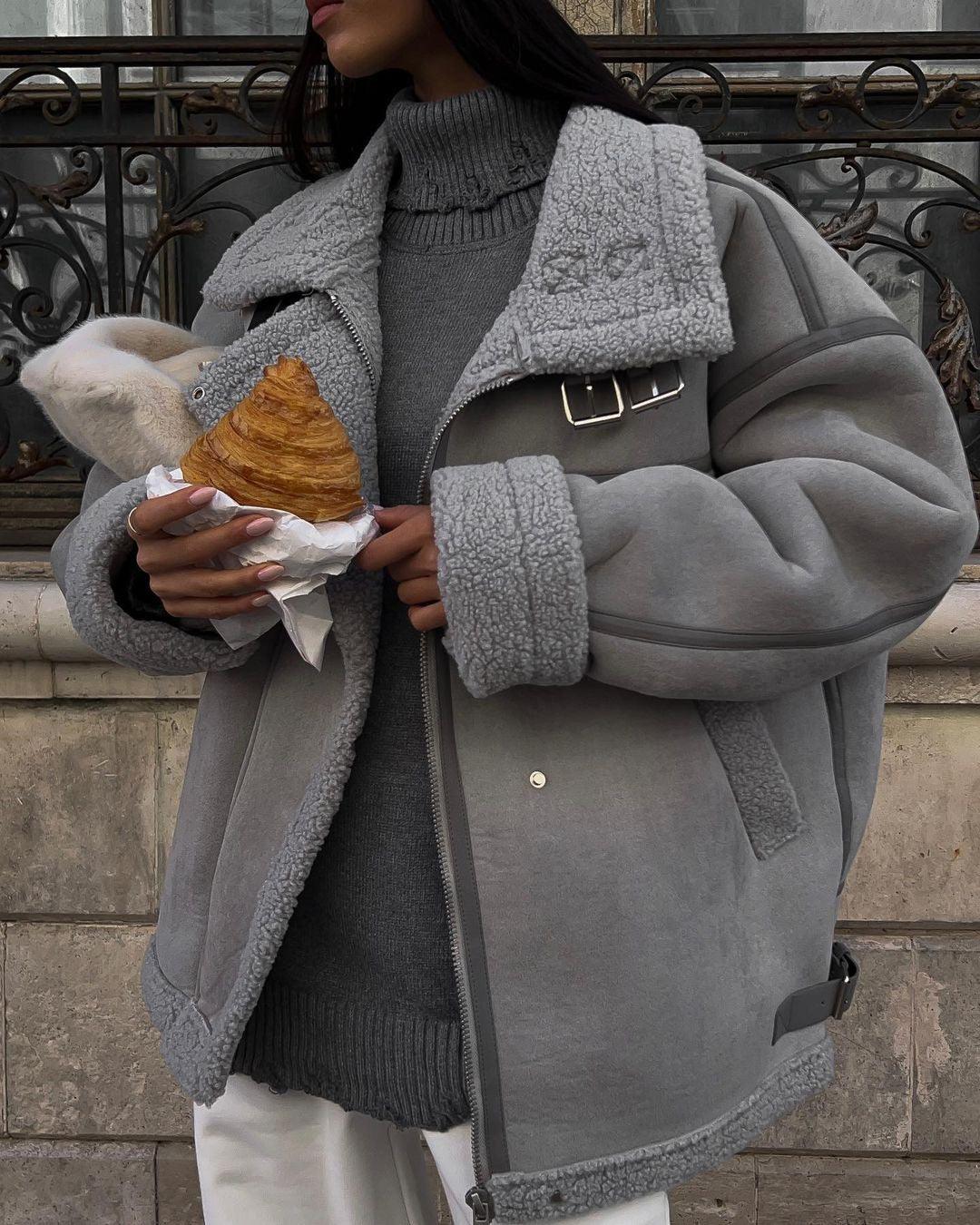 Ultimate Winter Style – Women’s Luxury Shearling Aviator Jacket