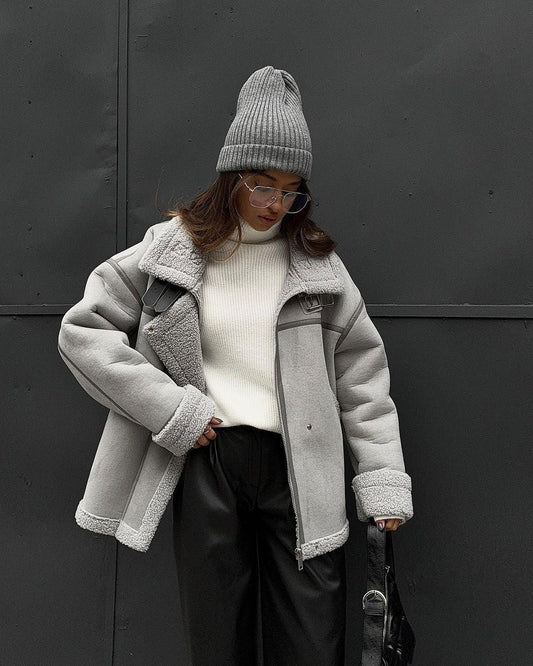 Ultimate Winter Style – Women’s Luxury Shearling Aviator Jacket