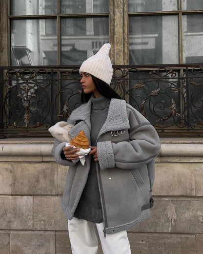 Ultimate Winter Style – Women’s Luxury Shearling Aviator Jacket